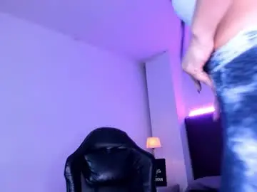 Chaturbate Watch Live Sex Cams of lana_box