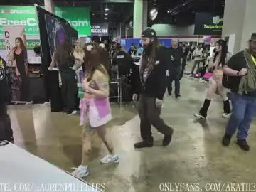 Chaturbate Live Sex Cam of laurenphillips