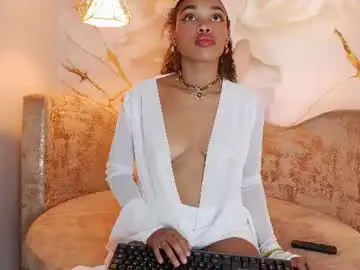 Chaturbate Private Sex Chat of bella_moonlight_cr