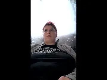 Chaturbate Watch Live Sex Cams of bigtitslala