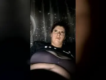 Chaturbate Free Porn Cam of bigtitslala
