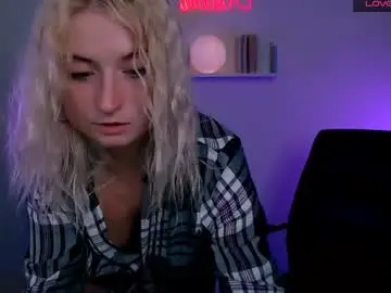 Chaturbate Watch Live Sex Cams of melisa_white1