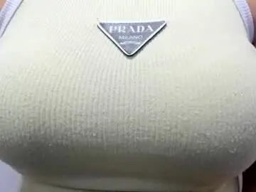 Chaturbate Live Sex of emilia_betancourt0923