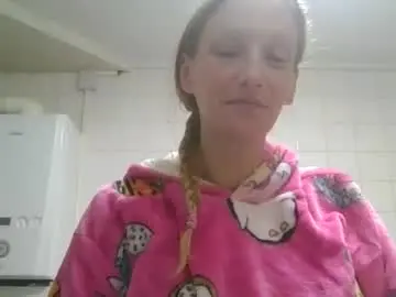 Chaturbate Live Sex Cam of mistressmilly32