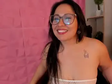 Chaturbate Adult Video Chat of hannabackerr
