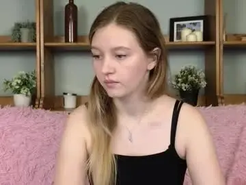 Chaturbate Adult Video Chat of ksuhesa