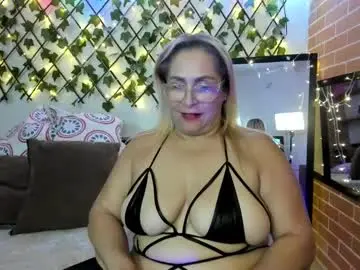 Chaturbate Nude Webcam of maja_hills