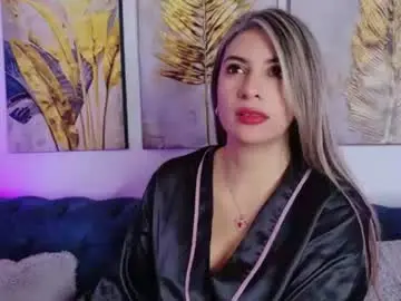 Chaturbate Live Sex Cam of may_wood