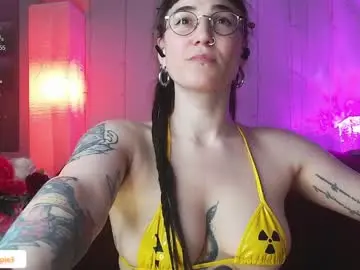 Chaturbate Best live sex cam show of foxrinehelen