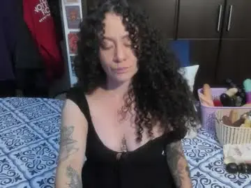 Chaturbate Free Live Porn of laura_anal_