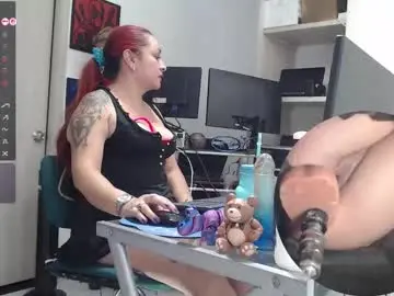 Chaturbate Free Live Porn of leidycrstnch21