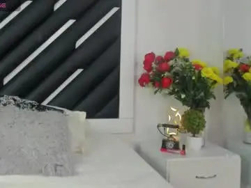 Chaturbate Adult Video Chat of mara_lore