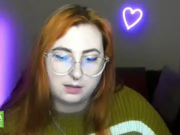 Chaturbate Live Sex Cam of alicia_side_red