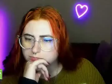 Chaturbate Live Sex of alicia_side_red