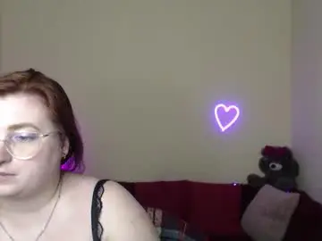 Chaturbate Sex Chat of alicia_side_red