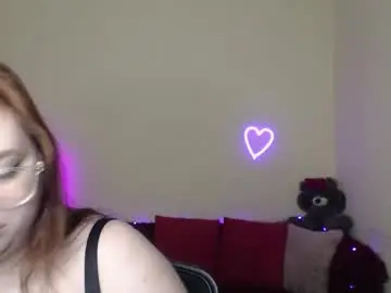 Chaturbate Free Porn Cam of alicia_side_red