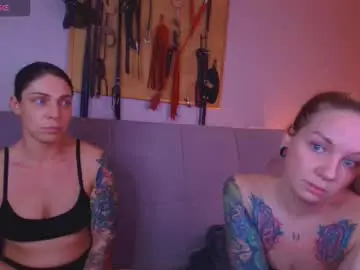 Chaturbate Live Porn of carrie_moonshine