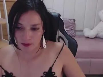 Chaturbate Watch Live Sex Cams of ginebra_glow_a