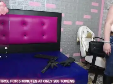 Chaturbate Live Porn of mya_rouse