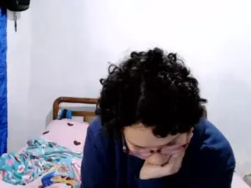 Chaturbate Free Porn Cam of mauroluxandra