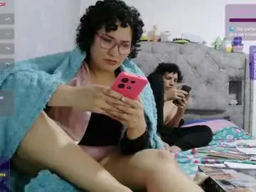 Chaturbate Watch Live Sex Cams of mauroluxandra
