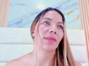 Chaturbate Nude Webcam of miamalkovaa_