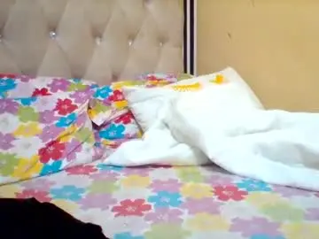 Chaturbate Free Porn Cam of smartqueen1