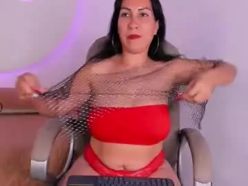 Chaturbate Best live sex cam show of amberjoymilf