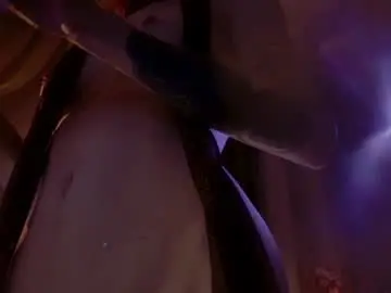 Chaturbate Sex Chat of adelaidegilber_