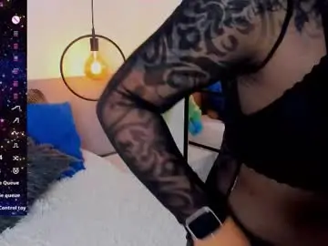 Chaturbate Live Sex Cam of ashley_owens_