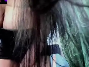 Chaturbate Free Porn Cam of charlottee_lovee69