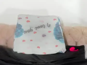 Chaturbate Live Porn of kira_mackenzie