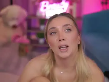 Chaturbate Adult Video Chat of nadyablue