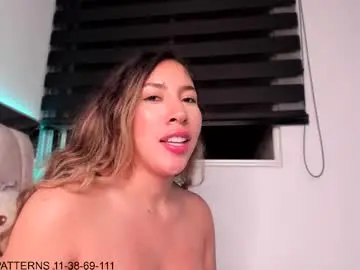 Chaturbate Adult Video Chat of daniela_henaoo