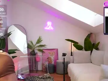 Chaturbate Watch Live Sex Cams of hannahflora