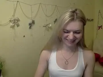 Chaturbate Live Sex Cam of melissatylerbb