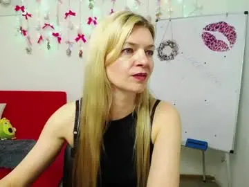 Chaturbate Watch Live Sex Cams of melissatylerbb