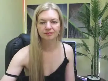 Chaturbate Nude Webcam of melissatylerbb