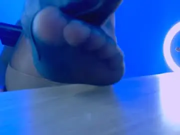 Chaturbate Sex Cam of aveline_nuit