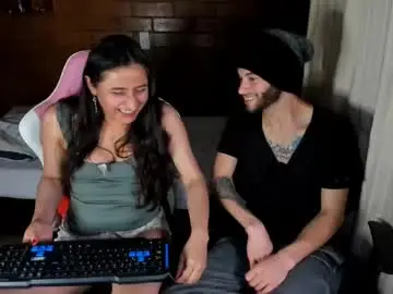 Chaturbate Live Porn of angel_and_yessi