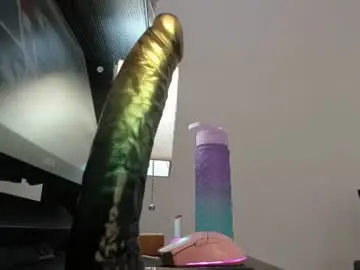 Chaturbate Live Sex Cam of karenarango02