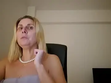 Chaturbate Free Live Porn of amelia9797