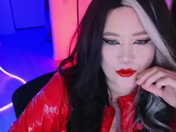 Chaturbate Live Sex Cam of wickedxqueen