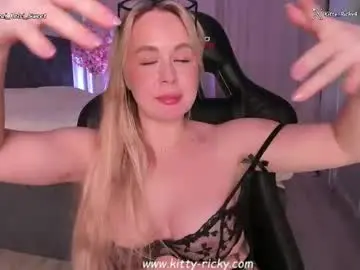 Chaturbate Nude Webcam of kitty_ricky