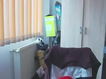 Chaturbate Live Sex Cam of sexybeeaa