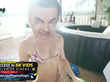 Chaturbate Nude Webcam of hannahjames710