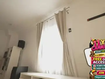 Chaturbate Sex Cam of hannahjames710