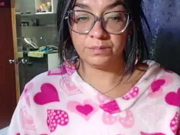 Chaturbate Watch Live Sex Cams of miia_big1boobs