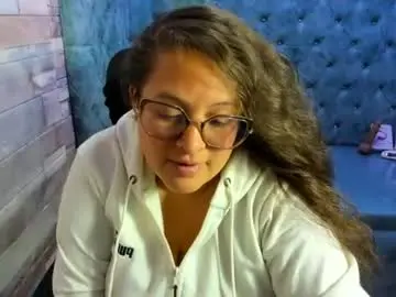 Chaturbate Free Porn Cam of sara_thonson_