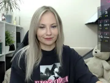 Chaturbate Live Sex Cam of sunny_bunny6